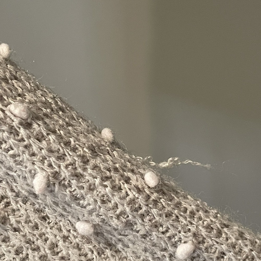 Fab'rik Women's Large Gray Textured Dotted Cropped Sweater‎ Top - Picture 4 of 8